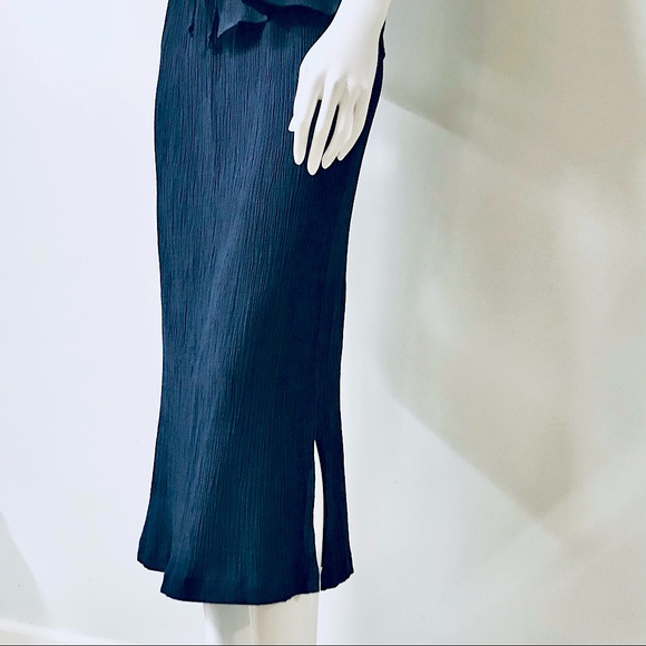 🏝Vacay Ready 2pc Skirt Set; Top & MIDI Skirt🏝 - Picture 5 of 16